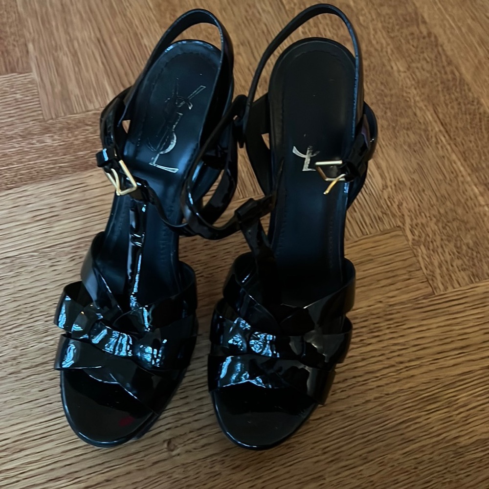 saint laurent tribute platform sandals in patent leather